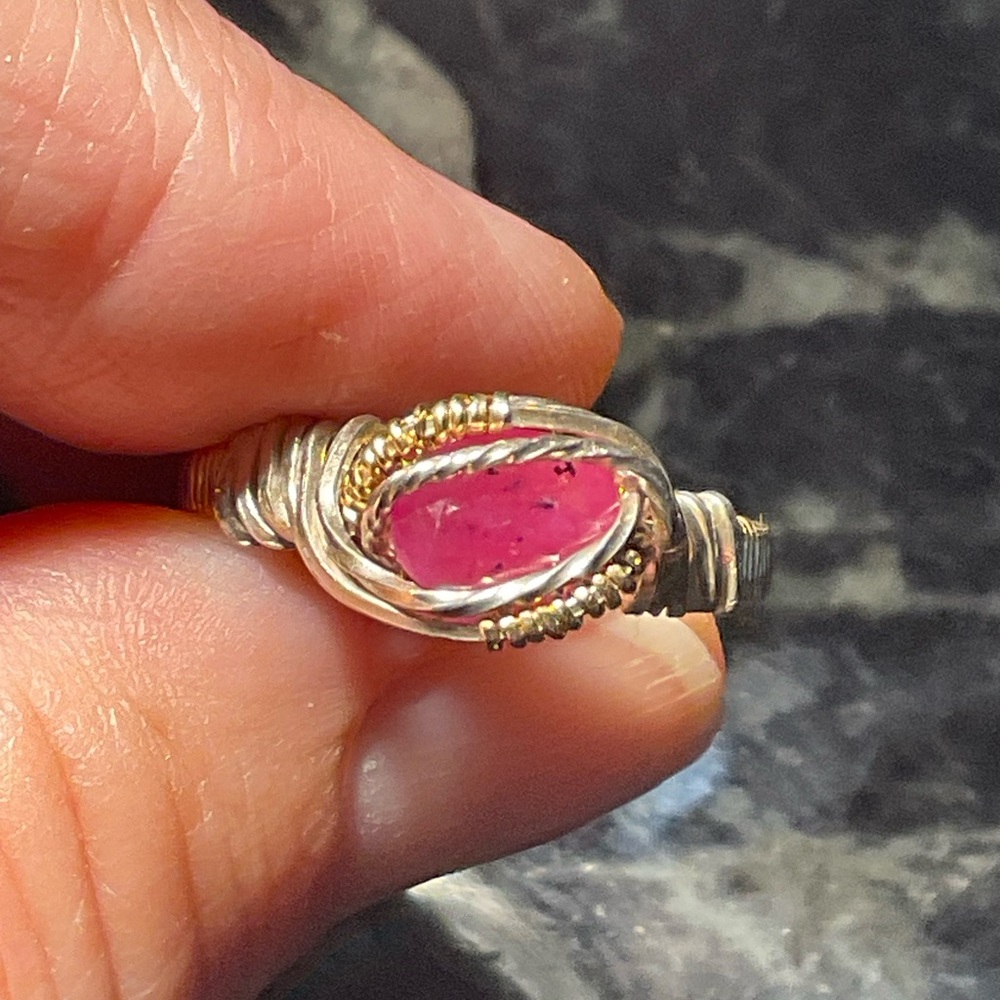 Ruby ring - Picture 3 of 7